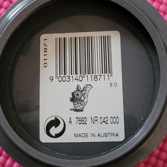 Swarovski Crystal Squirrel - Picture 4 of 7